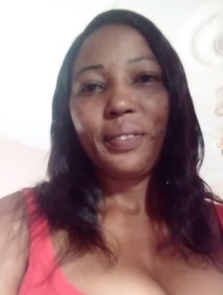 Ange's profile, a single 46-year-old a woman in Yaoundé
