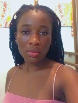 Lilia's profile, a single 22-year-old a woman in Kribi