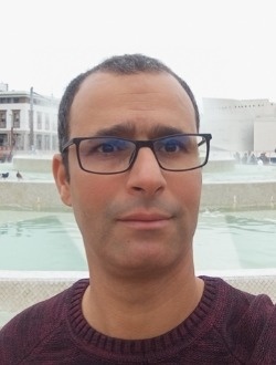 Youssef's profile, a single 41-year-old a man in Casablanca