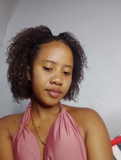 Siniriel's profile, a single 20-year-old a woman in Toamasina