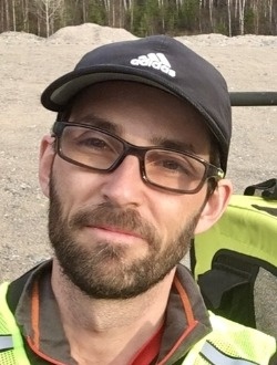 Dave's profile, a single 43-year-old a man in Sherbrooke