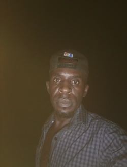 Ledoux's profile, a single 40-year-old a man in Edéa