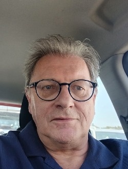 Dominique's profile, a single 68-year-old a man in Lamballe-Armor