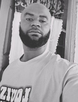 Loic's profile, a single 36-year-old a man in Bonoua