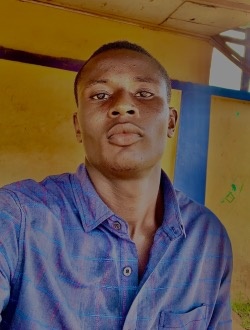 Devis's profile, a single 21-year-old a man in Agboville