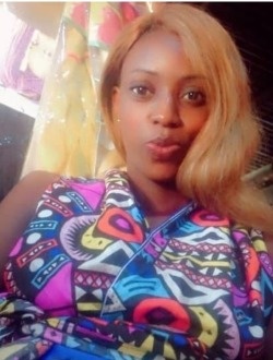 Linsha's profile, a single 30-year-old a woman in Douala