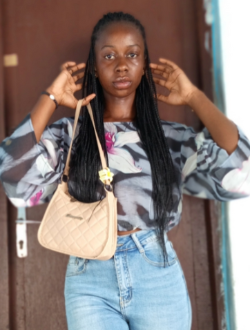 Krn's profile, a single 23-year-old a woman in Brazzaville