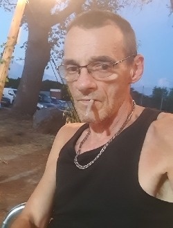 Jean Pierre's profile, a single 64-year-old a man in Châteauroux