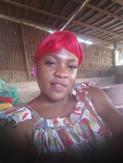 Diamant's profile, a single 37-year-old a woman in Bafia