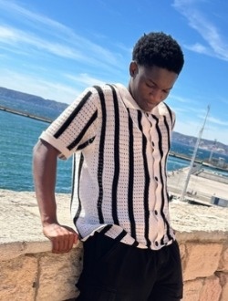 Ibrahima's profile, a single 21-year-old a man in Marseille