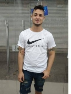 Fabian's profile, a single 32-year-old a man in Cartagena