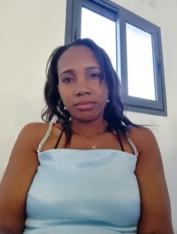 Lina's profile, a single 39-year-old a woman in Mahanoro