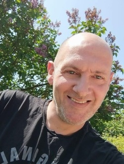 Christophe's profile, a single 18-year-old a man in Charleroi