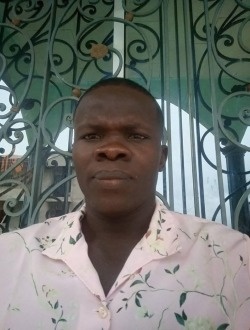 Bonaventure's profile, a single 33-year-old a man in Douala
