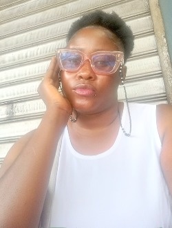 Stella Queen's profile, a single 29-year-old a woman in Douala