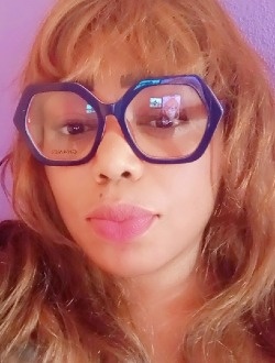 Lovedaline's profile, a single 39-year-old a woman in Douala