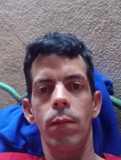 Yoandis's profile, a single 37-year-old a man in Matanzas
