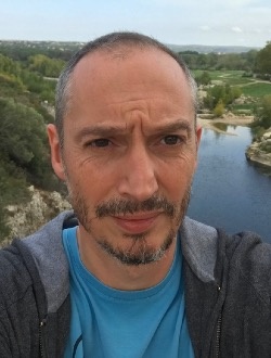 Julien's profile, a single 43-year-old a man in Caen