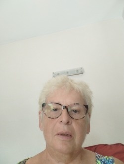 Marina's profile, a single 67-year-old a woman in Saint-Malo