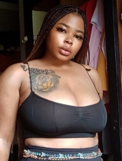 Jeanne De Chantal's profile, a single 28-year-old a woman in Yaoundé