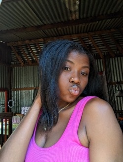 Wanyah's profile, a single 24-year-old a woman in Antsiranana