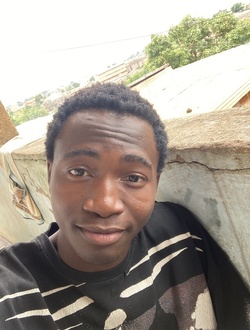 Carlos's profile, a single 21-year-old a man in Meyo-Centre