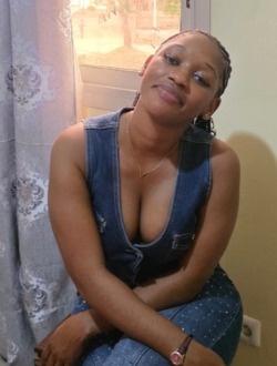 Guylène's profile, a single 23-year-old a woman in Yaoundé