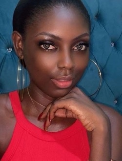 Hélène's profile, a single 31-year-old a woman in Douala