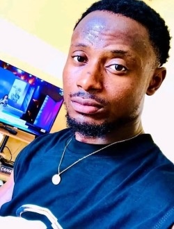 Richard's profile, a single 29-year-old a man in Douala