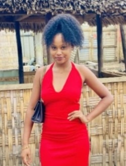 Famdakelor's profile, a single 22-year-old a woman in Fianarantsoa