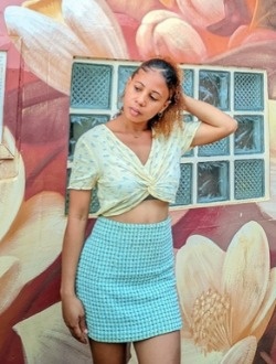Lia's profile, a single 24-year-old a woman in Alakamisy-Ambohimaha