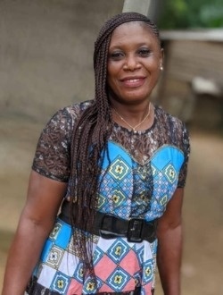Sylvie's profile, a single 48-year-old a woman in Douala