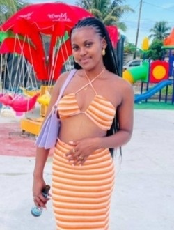 Nancy's profile, a single 18-year-old a woman in Sambava