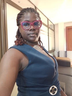 Sipora's profile, a single 30-year-old a woman in Douala