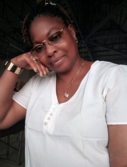 Fina's profile, a single 41-year-old a woman in Cotonou