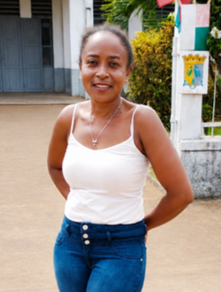 Emilie's profile, a single 39-year-old a woman in Antalaha