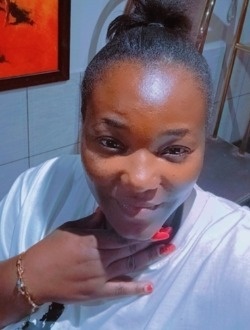 Oscarine Arlie's profile, a single 41-year-old a woman in Douala