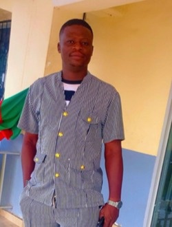 Maxime's profile, a single 33-year-old a man in Douala