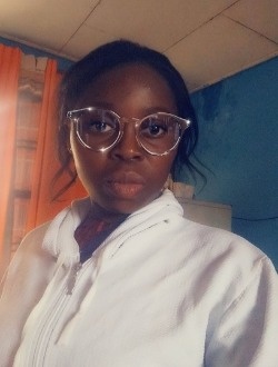 Océane's profile, a single 22-year-old a woman in Limbe