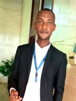 Ismael's profile, a single 39-year-old a man in Niamey (Commune II)