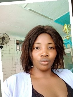 De Lisere's profile, a single 32-year-old a woman in Bafoussam II