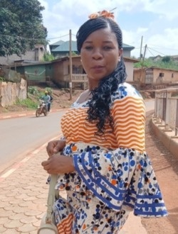 Valérie's profile, a single 32-year-old a woman in Douala
