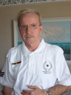 Norman's profile, a single 65-year-old a man in Longueuil