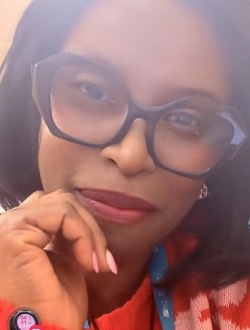 Mimi's profile, a single 49-year-old a woman in Saint-Hubert