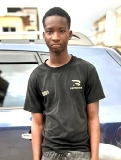 Traore's profile, a single 20-year-old a man in Petit Abidjan-Youkou
