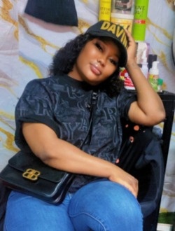 Pauline's profile, a single 29-year-old a woman in Douala
