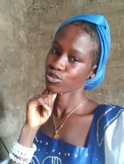 Êlla's profile, a single 21-year-old a woman in Abomey-Calavi