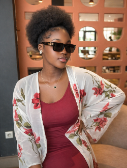 Adja Merveilles's profile, a single 18-year-old a woman in Bamako Koura