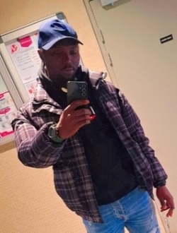Abdou's profile, a single 26-year-old a man in Grenoble