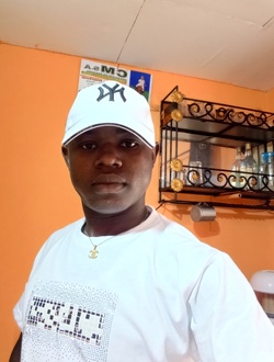 Ghislain's profile, a single 28-year-old a man in Douala